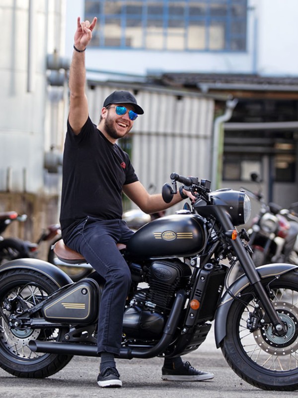 JAWA FAN pánské tričko z bambusových vláken s krátkým rukávem, černá